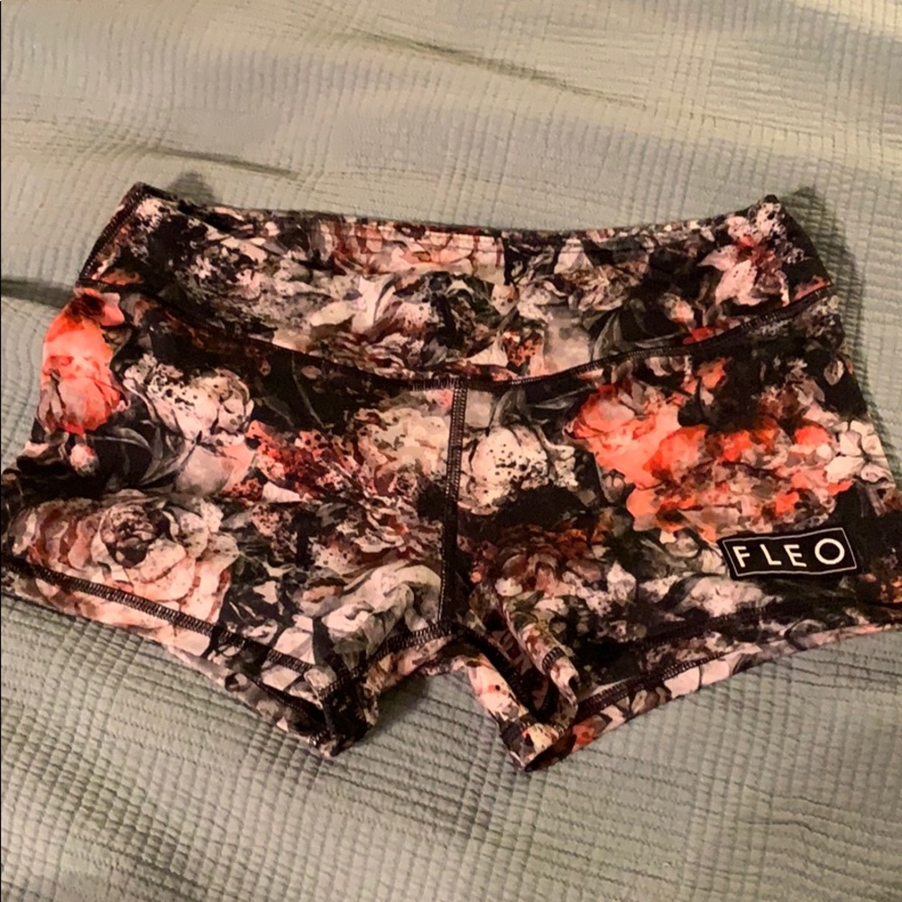 Fleo Shorts 3.25